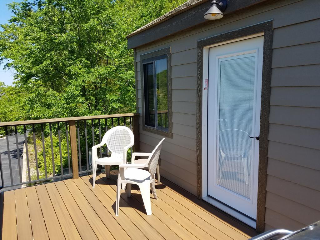 Holiday Shores Resort 오사지비치 외부 사진
